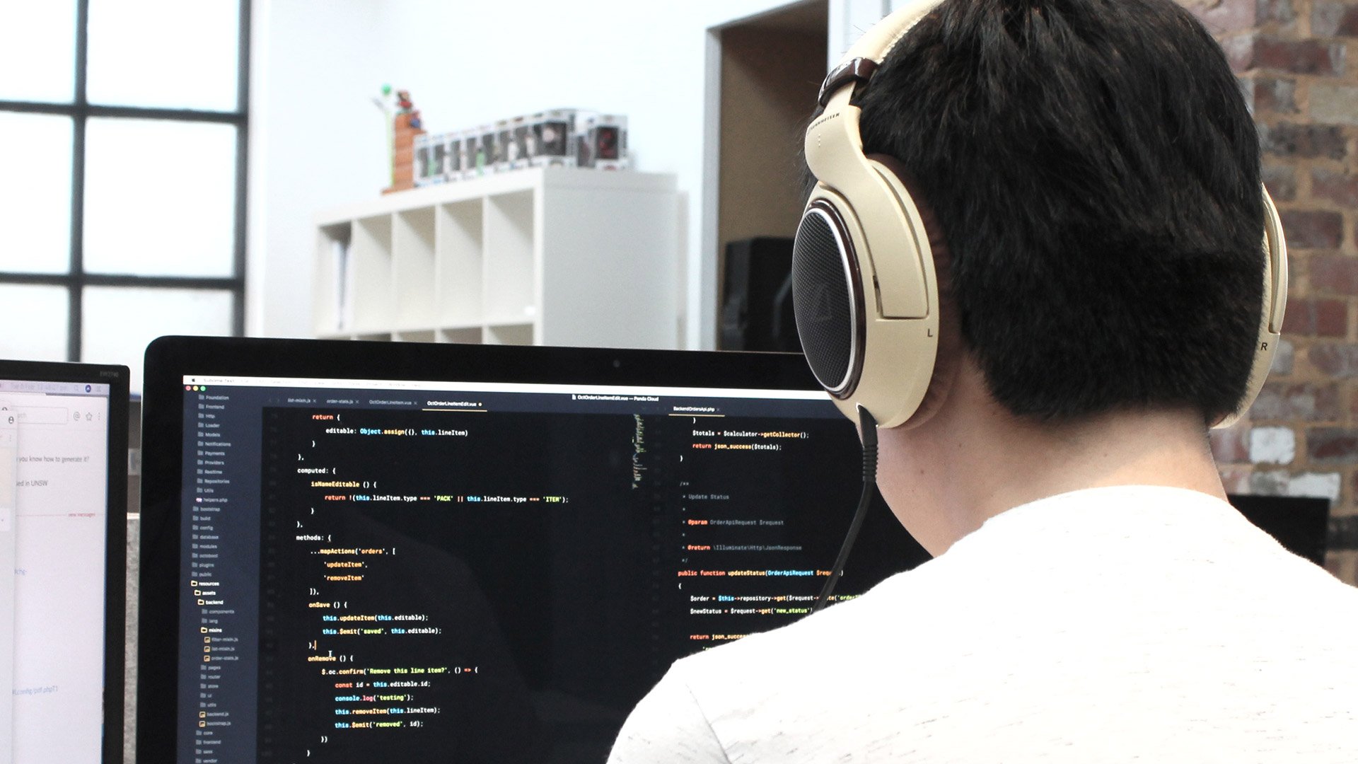 panel-custom-made-business